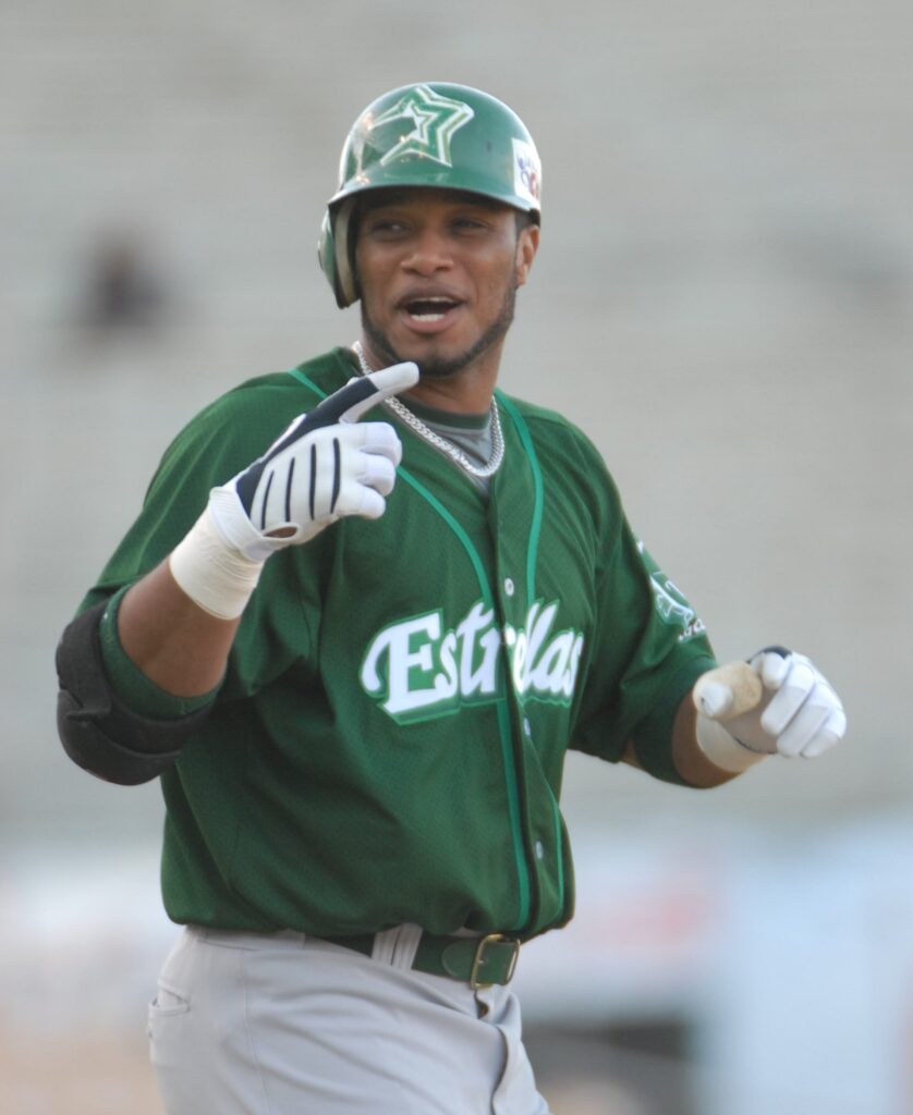 Robinson Canó se reportará a las Estrellas la próxima semana