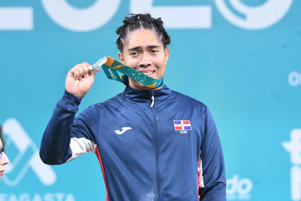 Yudelina Mejía logra medalla de plata en debut Juegos Panamericanos