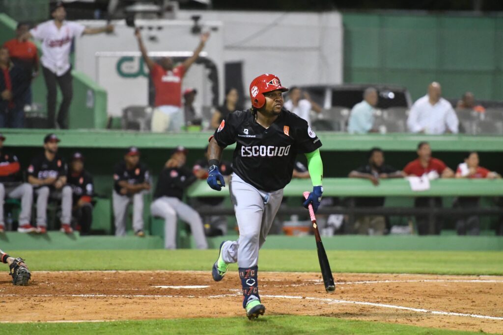 José Ramírez brilla al bate en cuarta victoria en línea del Escogido