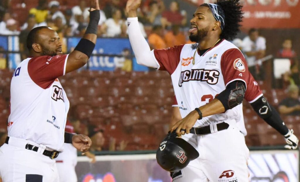 Gigantes salen de mal momento al superar a los Tigres