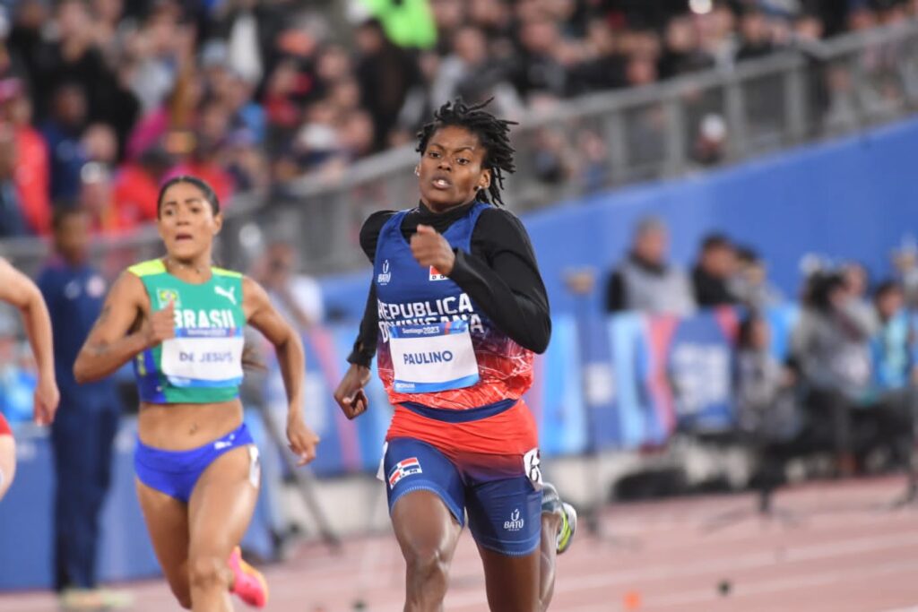 Marileidy gana el oro en los 200 metros de atletismo femenino