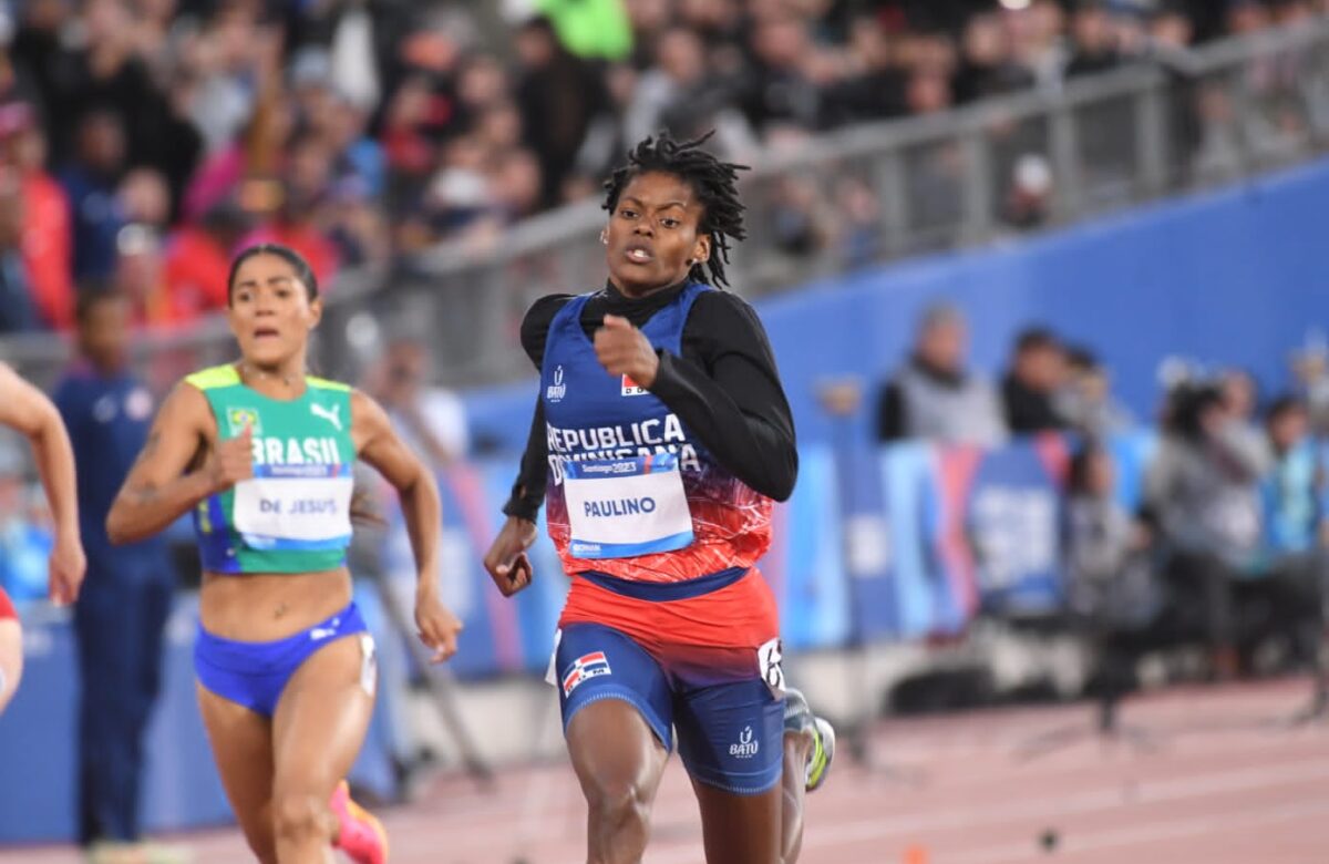 Marileidy gana el oro en los 200 metros de atletismo femenino