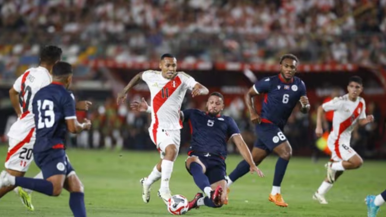 Selección de fútbol absoluta de RD cae frente Perú en Lima