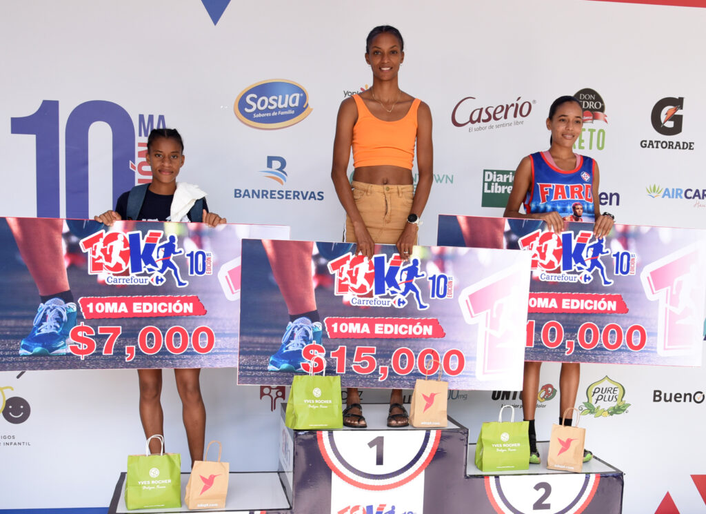 Soranyi Rodríguez y Jilberto Santana ganan décima Carrera 10K Carrefour