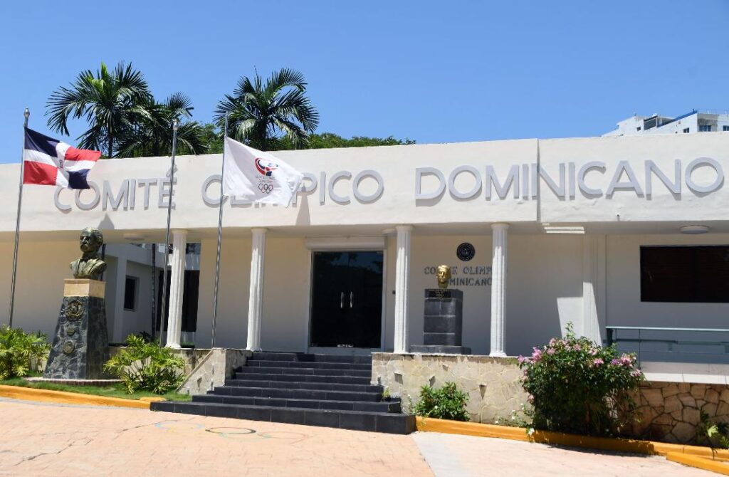 COD saluda cronistas deportivos en Día Nacional del Periodista