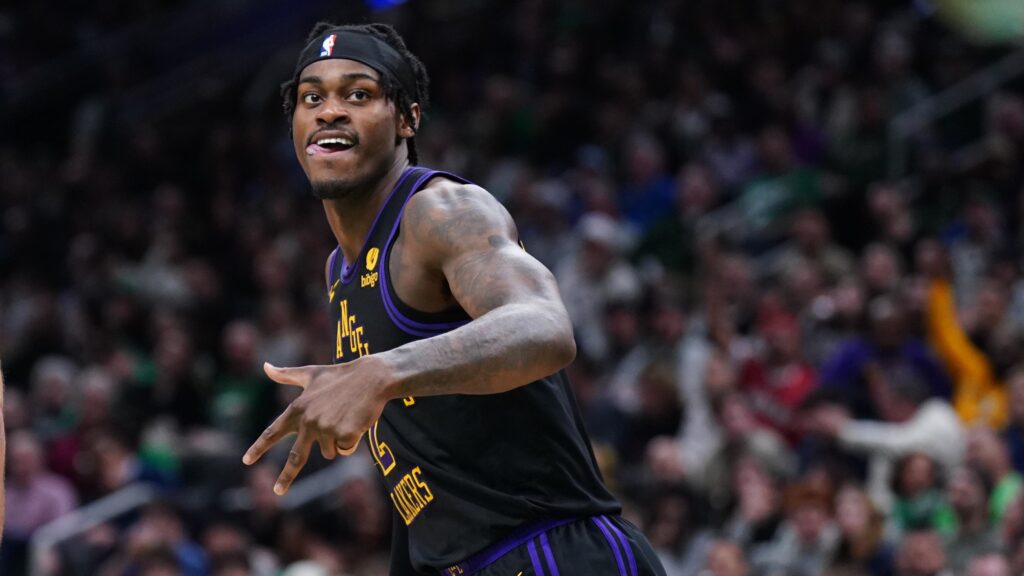 Con Vanderbilt cerca de volver, ¿Cambiará el rumbo de los Lakers en Playoffs?