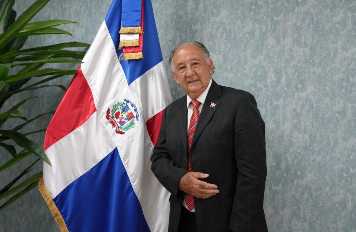 Jorge Rolando Bauger  asume nacionalidad dominicana