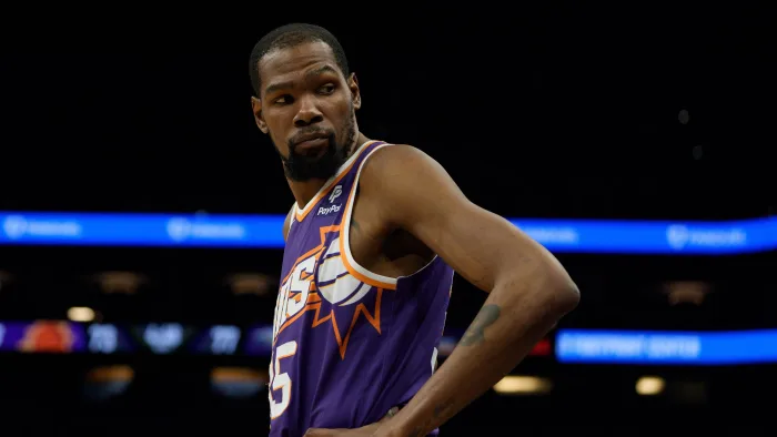 Suns enfrentan prueba crucial en casa, Durant pide apoyo a los fanáticos