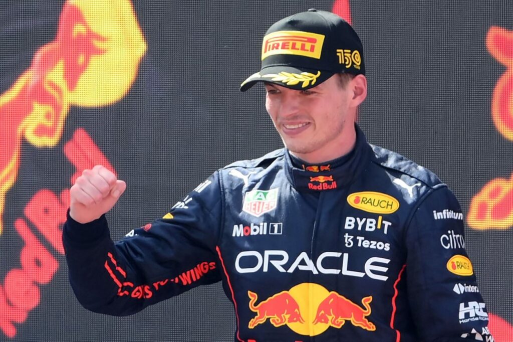 El neerlandes Max Verstappen logra el Gran Premio de China