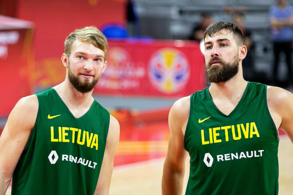 Lituania se arma para el desafío olímpico con Valanciunas y Sabonis liderando el equipo