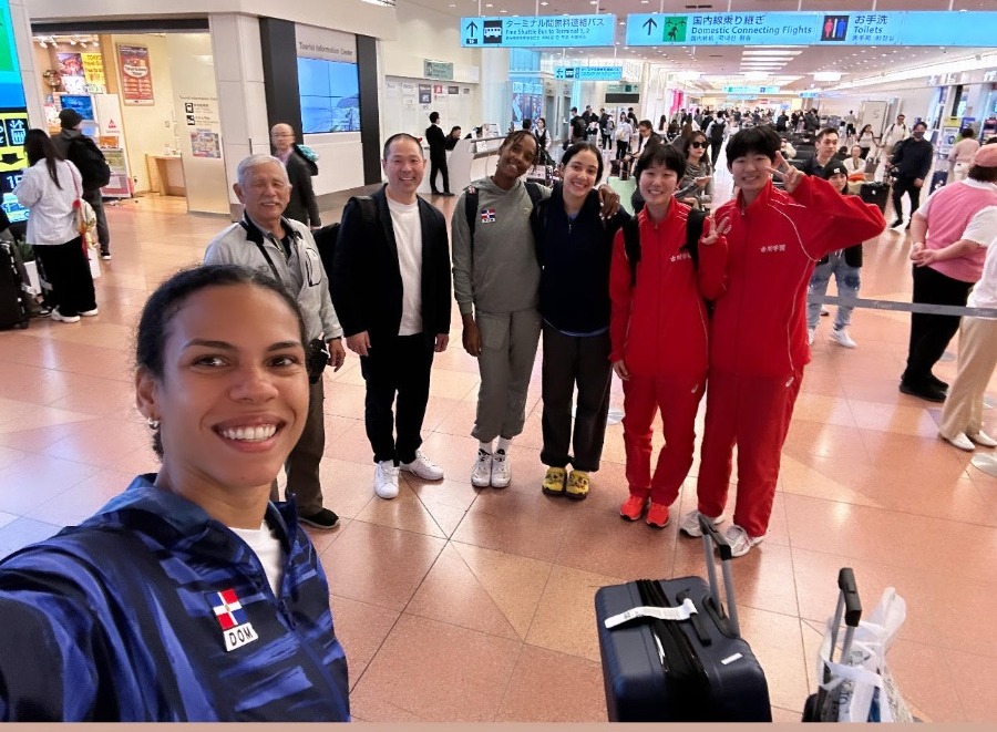 Voleibolistas RD Victoria Firpo y Caroline Rodríguez llegan a Japón