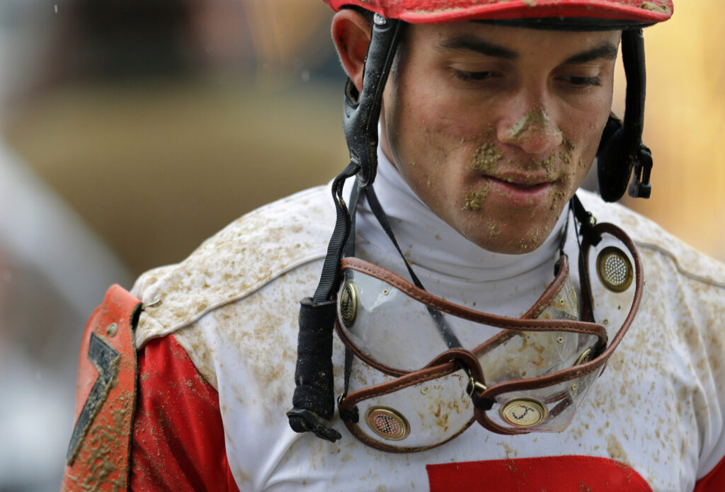 Lukas bromeó diciendo que algunos de sus compañeros podrían querer que él terminara su carrera ahora que agregó otra victoria de Preakness a su currículum
