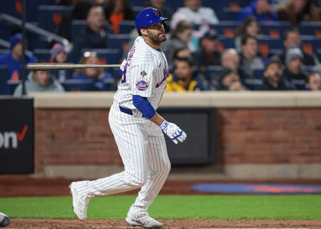 Los Mets se imponen a los Cachorros con bateo oportuno de J.D. Martínez