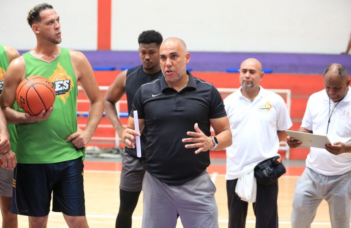 Coach Víctor Peña dice que Soles SDE está listo para el campeonato 2024 de la LNB