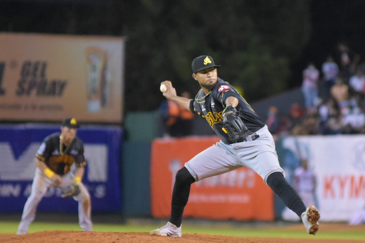 Leones adquieren a Yohan Ramírez desde las Águilas Cibaeñas