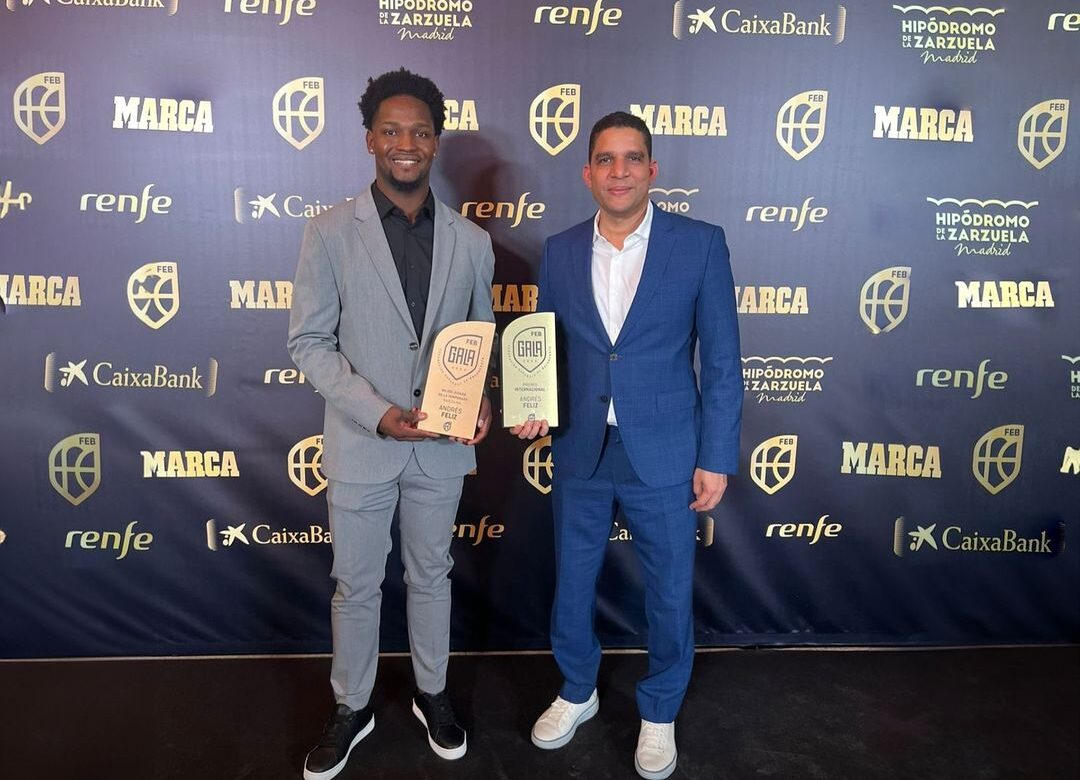 Andrés Féliz recibe premio en España como el mejor jugador internacional