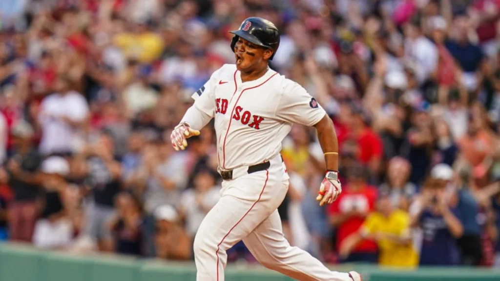 Medias Rojas dejan tendidos a Marineros con doble de oro de Rafael Devers