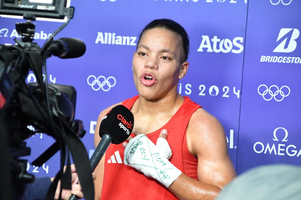 Moronta se despide de París 2024 tras hacer historia como la primera mujer dominicana que clasifica a dos versiones de Juegos Olímpicos en boxeo.