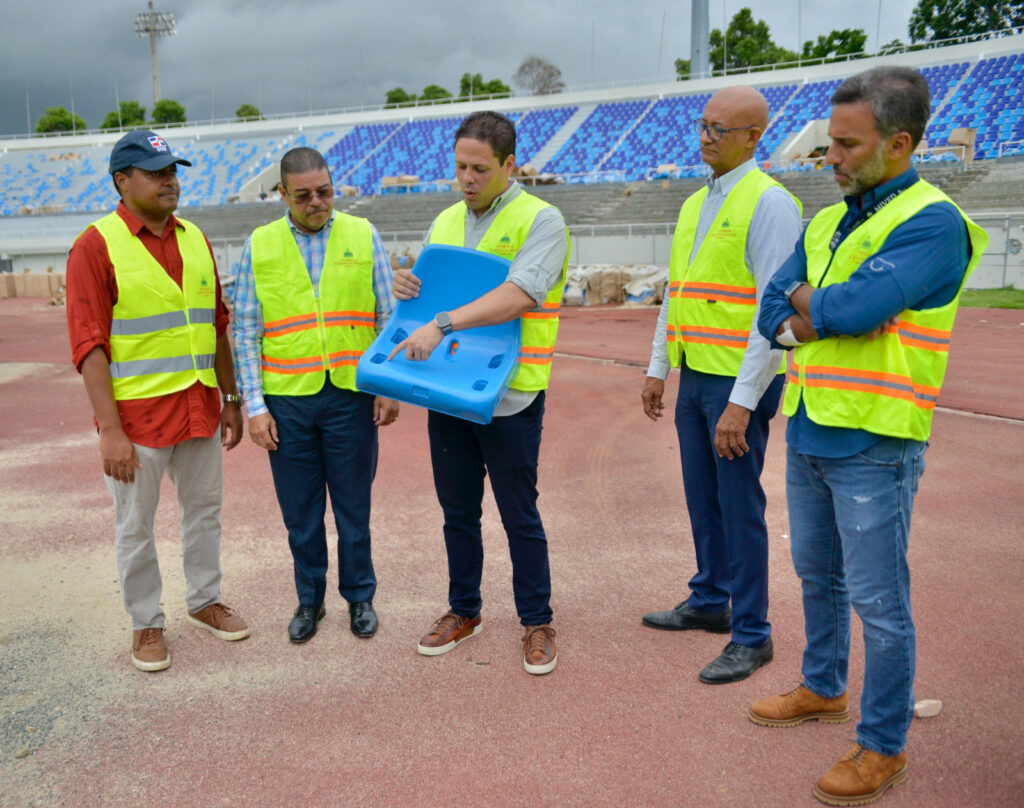 De igual manera, se detalló que las lámparas de iluminación ya se encuentran en fase de instalación y los equipos eléctricos de media tensión ya están en el país.
