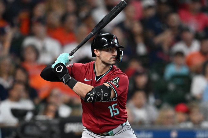 D-backs retienen a Randal Grichuk al acordar por una temporada