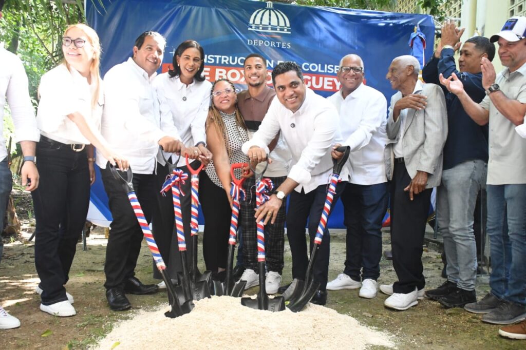 Kelvin Cruz encabeza inicio de construcción de Coliseo de Boxeo en La Altagracia
