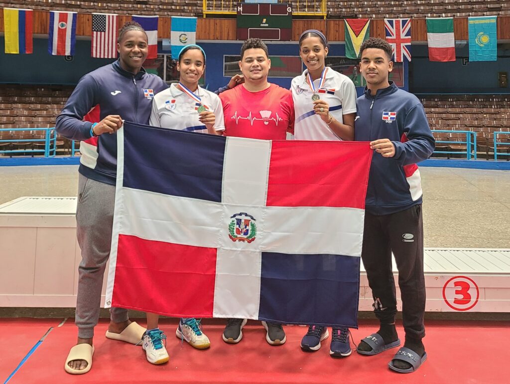 RD logra medalla de plata en el XXIII Torneo Abierto Internacional de Bádminton Giraldilla 2025