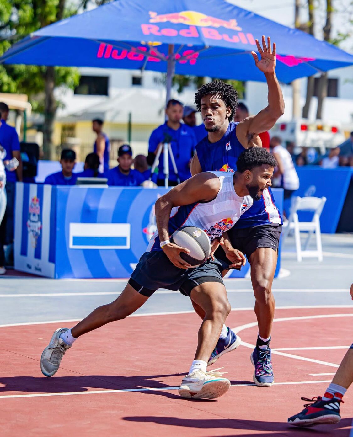 Red Bull Half Court ya tiene los clasificados que se enfrentarán el próximo 29 de marzo en la competencia 3×3