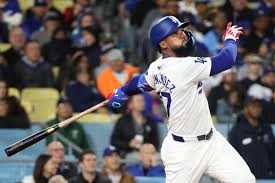 Teoscar Hernández nuevamente se fue para la calle en el  en Spring Training
