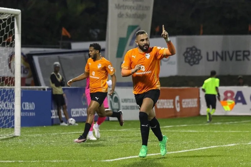Cibao FC y Moca FC, este viernes en choque de titanes este viernes
