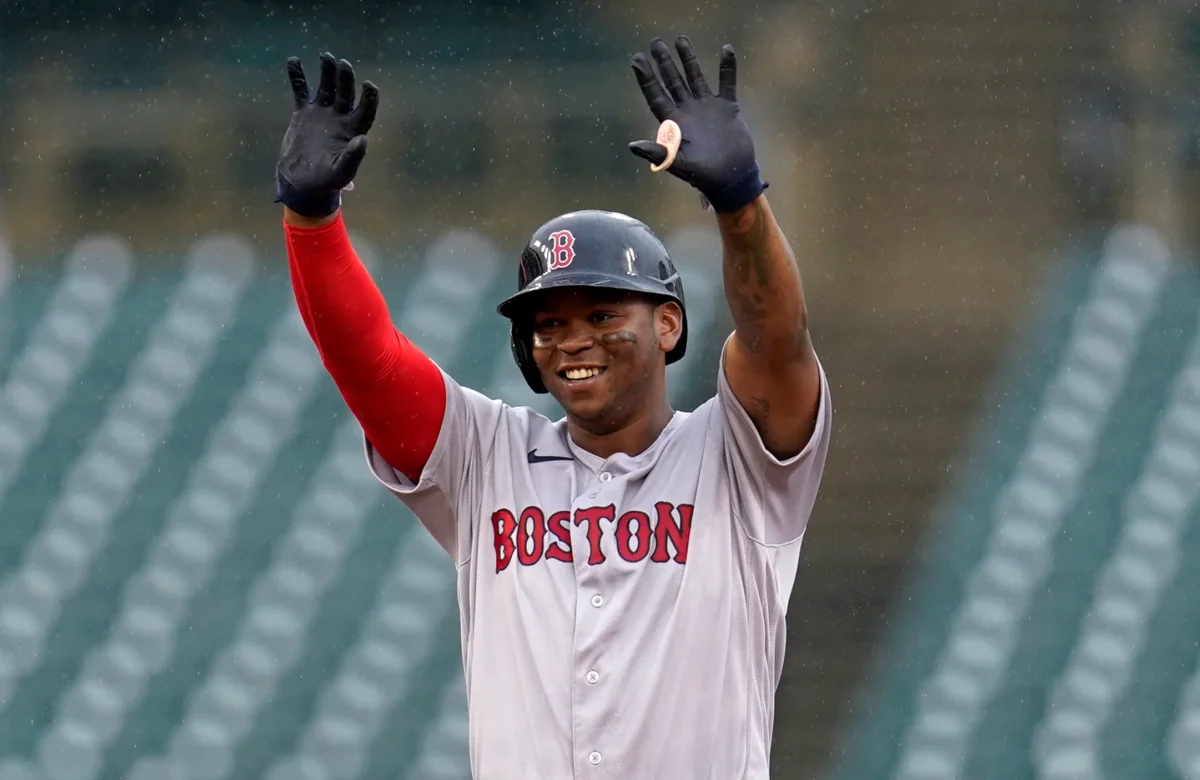 Rafael Devers iguala histórica marca de David Ortiz y Ted Williams con Boston