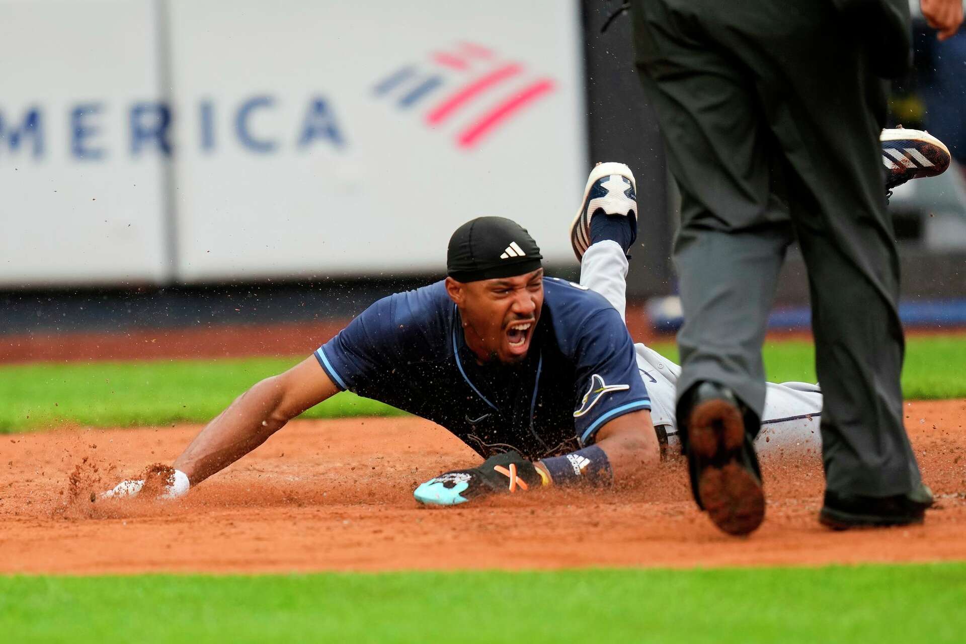 Rays envían al velocista Chandler Simpson a Triple-A y activan a Jake Mangum