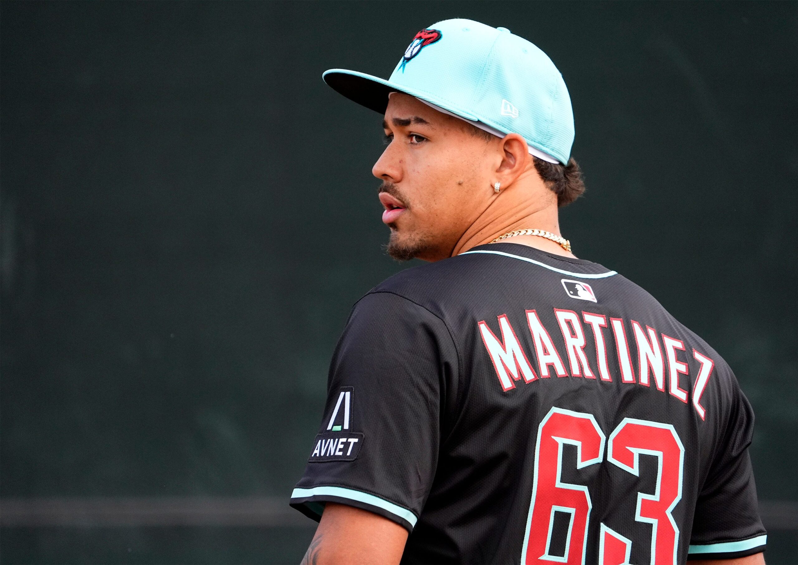 D-backs inhabilitan al relevista Justin Martínez (hombro)