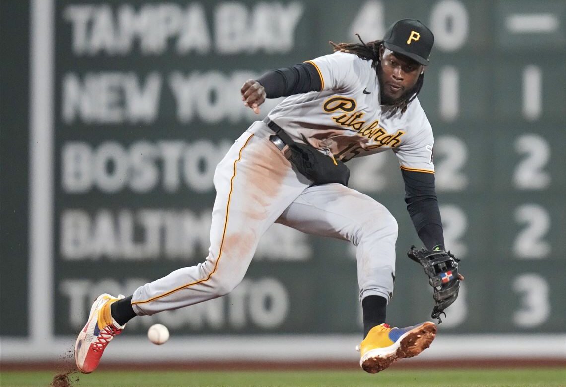 Oneil Cruz se une a Starling Marte con marca defensiva en Piratas