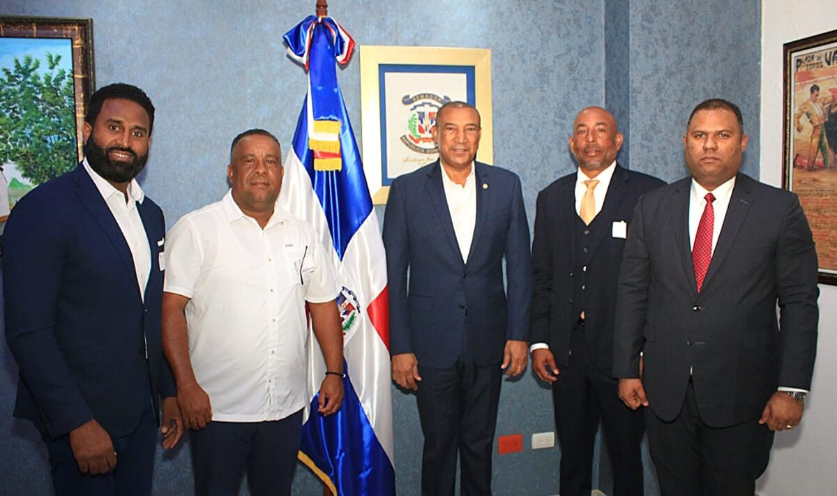 AIBI entrega propuesta de la «Ley Solidaridad para el béisbol»