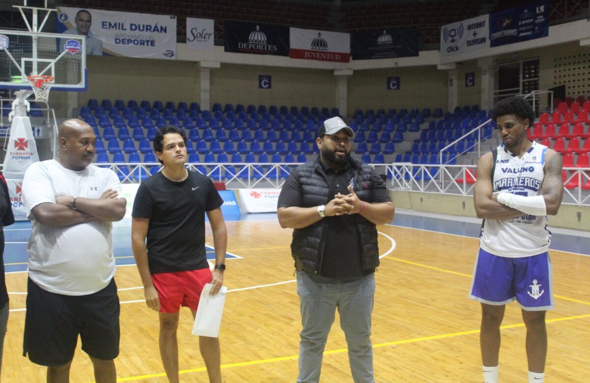 Marineros inician entrenamiento en el Fabio Rafael González