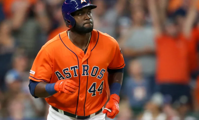 Astros retrasan regreso de Yordan Álvarez tras encontrar una "fractura muy pequeña" en mano