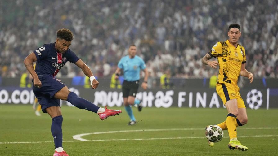 El PSG se adelanta en el primer tiempo, y acaricia su primera Champions Legue