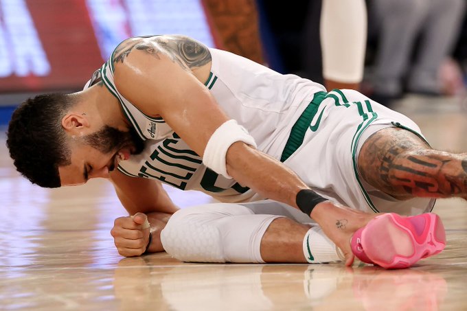 Jayson Tatum es operado de rotura del tendón de Aquiles