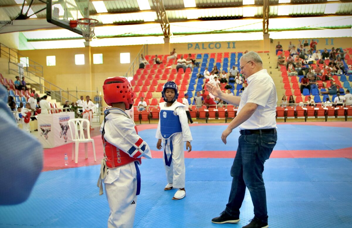 Monte Plata gana el Dominican Series de Taekwondo en Moca