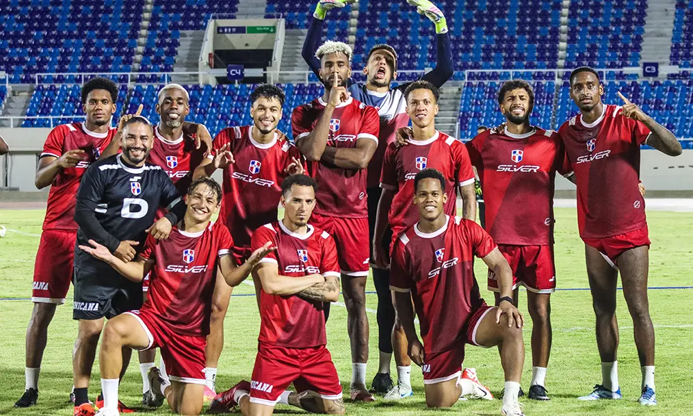 El fútbol dominicano desbloqueará la Copa Oro esta noche ante México