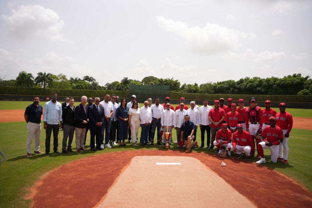 La Dominican Summer League celebra el inicio de su temporada 2025