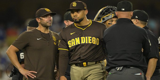 MLB suspende al estelar lanzador Robert Suárez.; ambos managers también