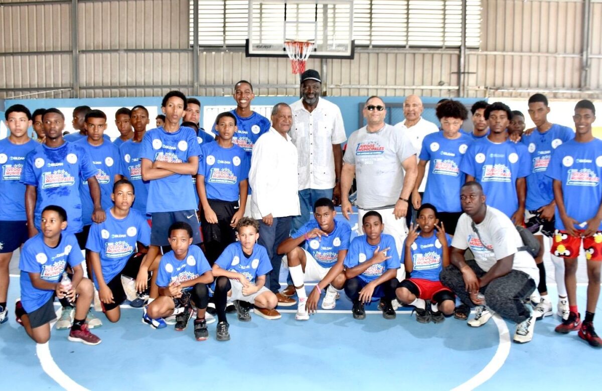 Inauguran los Primeros Juegos Deportivos Municipales de Guerra