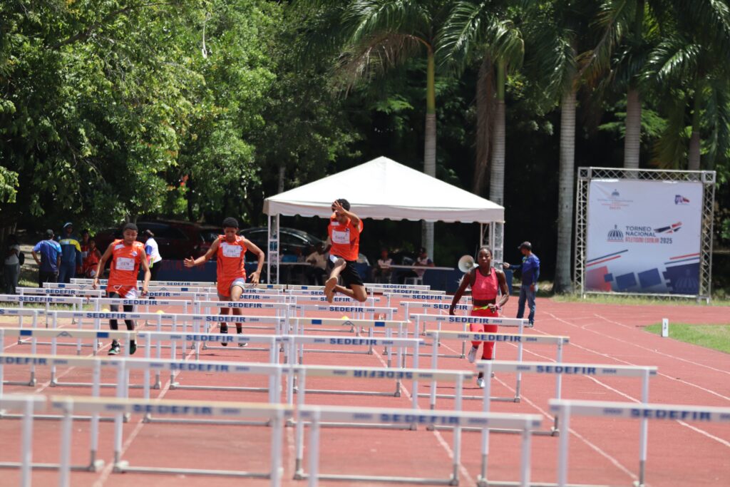 Harán este sábado Torneo Regional Atletismo en edad escolar (U-16 y U-18) en La Romana