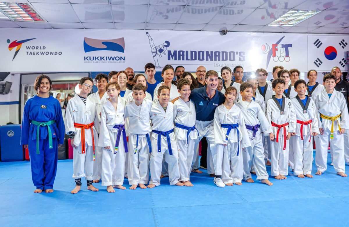 Celebran en RD Campamento de Taekwondo