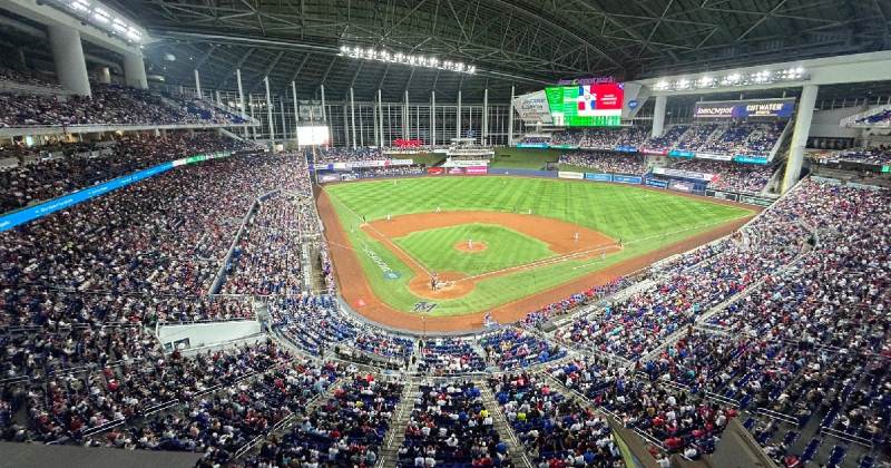 Lidom y Marlins firman acuerdo para montar Serie del Caribe de 2028 en Miami