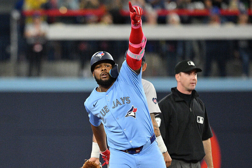 Vladimir Guerrero Jr. brilla en 2025 y apunta alto en la segunda mitad