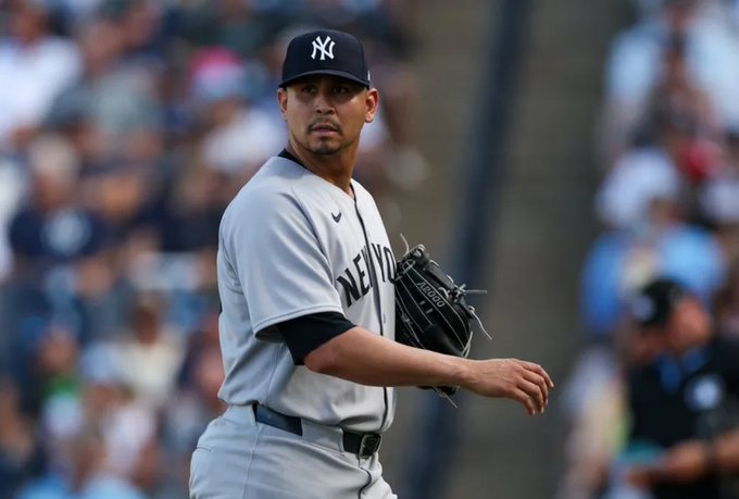 Carlos Carrasco llega a los Bravos vía cambio con los Yankees