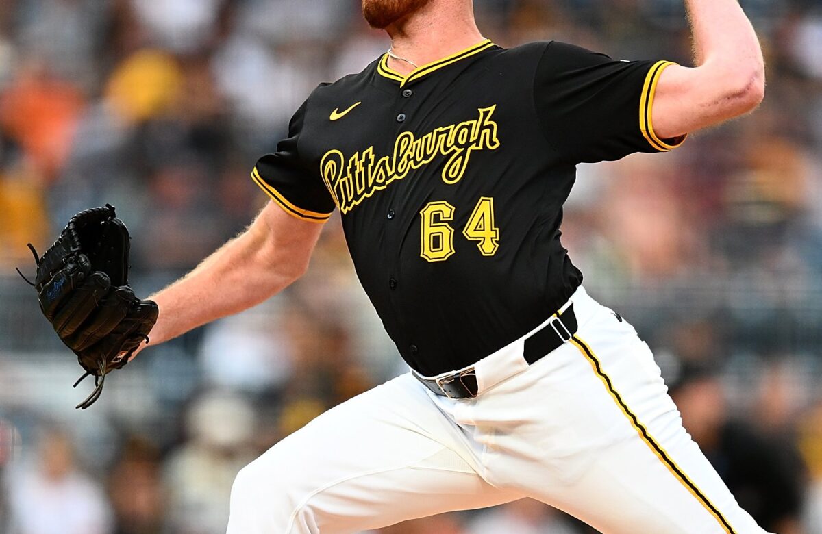 Marineros adquieren al zurdo Caleb Ferguson desde los Piratas