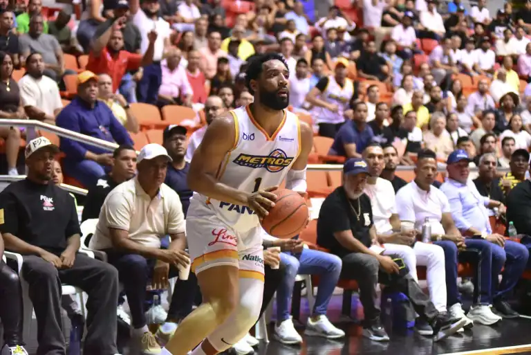 Metros superan a Indios y quedan a un paso de la final de la LNB